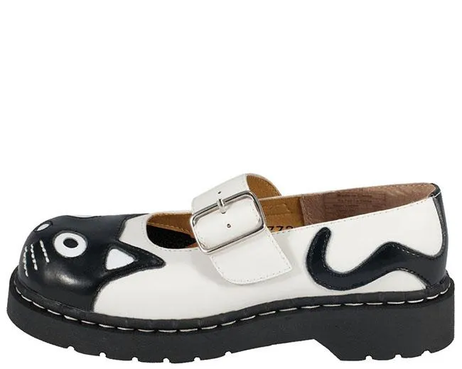TUK-T2006-Black-White-Size 11-Clearance